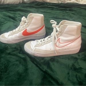 Nike blazer mid